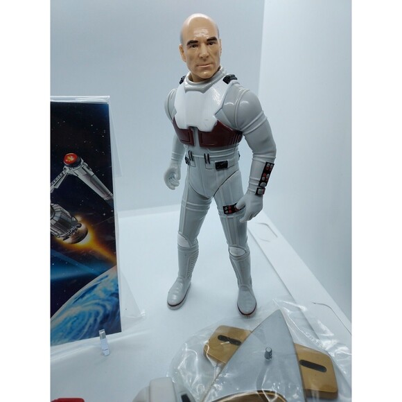 Star Trek Picard in Spacesuit 1996 Action Figure Playmates Loose First Contact - Picture 5 of 6